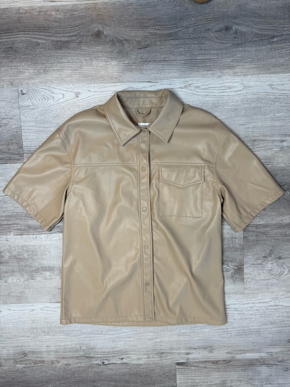 Topshop Tan Faux Leather Snap-Front Oversized Shirt Jacket Women’s size 8  M